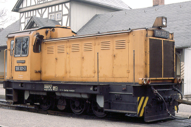 'Vintage Lace' Knee Socks