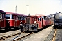 Deutz 47342 - DB "322 017-5"
19.04.1979 - Wuppertal-Steinbeck, Bahnbetriebswerk
Rolf Köstner